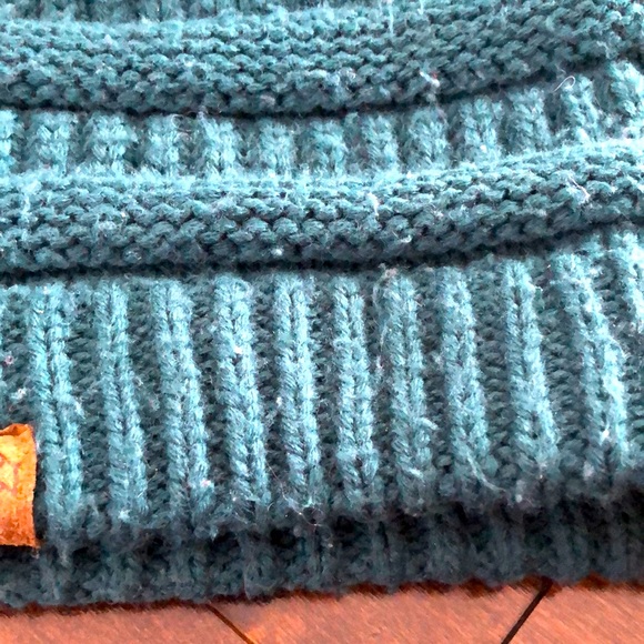 Hat - Picture 4 of 4